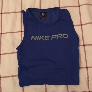 worn once nike pro tank top